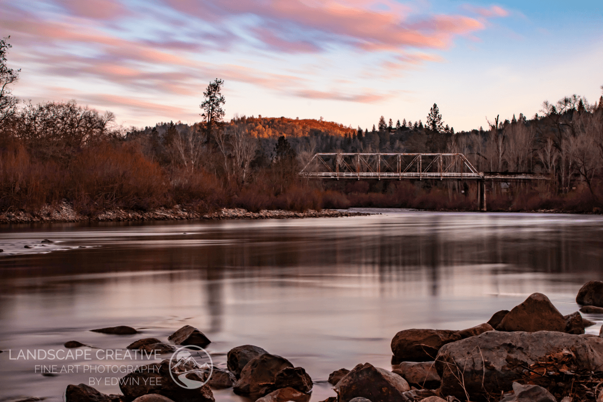 Vibrant Sunset over Mt Murphy Bridge